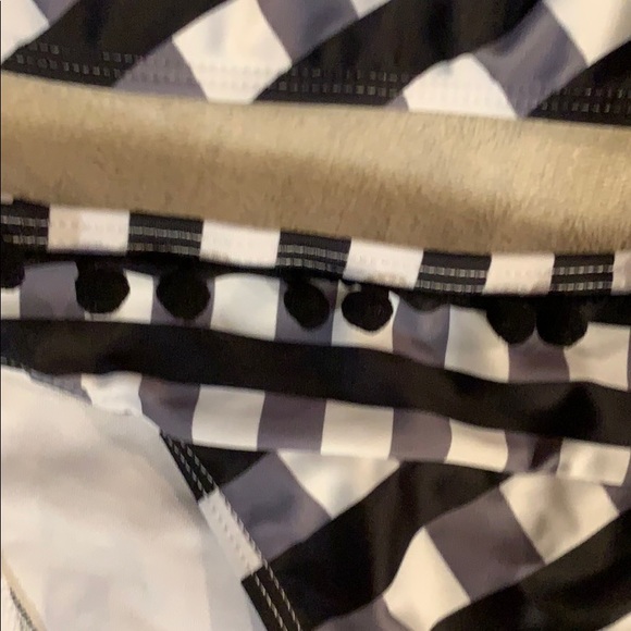 Bathing suit - Picture 3 of 5